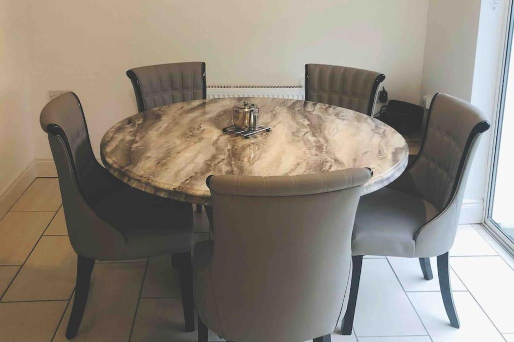 Townhouse Clifden: Located In The Heart Of Connemara Villa Екстериор снимка